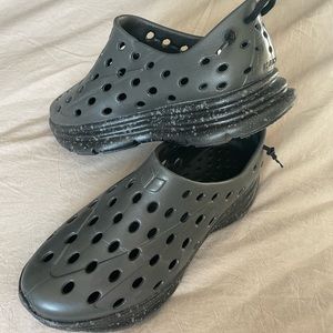 Kane Footwear Recovery Shoes